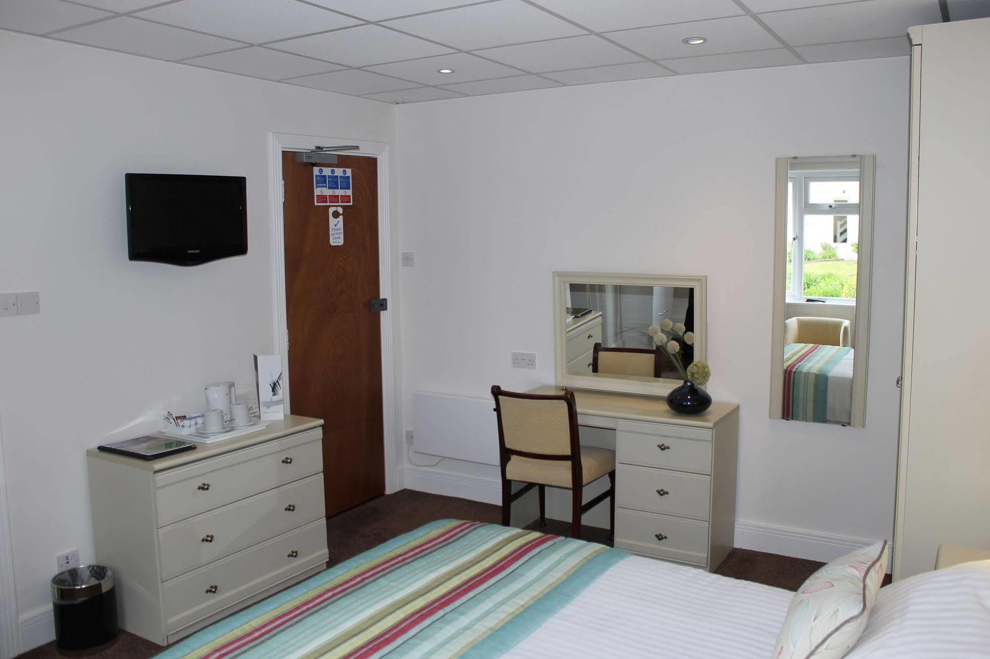 Westhill Country Hotel Saint Helier Bagian luar foto